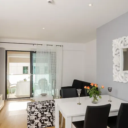 Apartment Atlant - One Bedroom With Balcony And Side Sea View