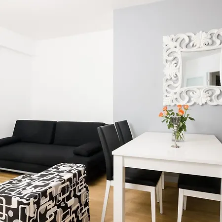 Atlant - One Bedroom With Balcony And Side Sea View Apartment *
